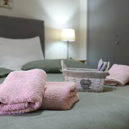 Pieros Tsimis * パレオカストリッツア